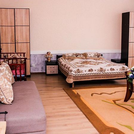 Hotel "Aishadeluxe" 타라즈 외부 사진